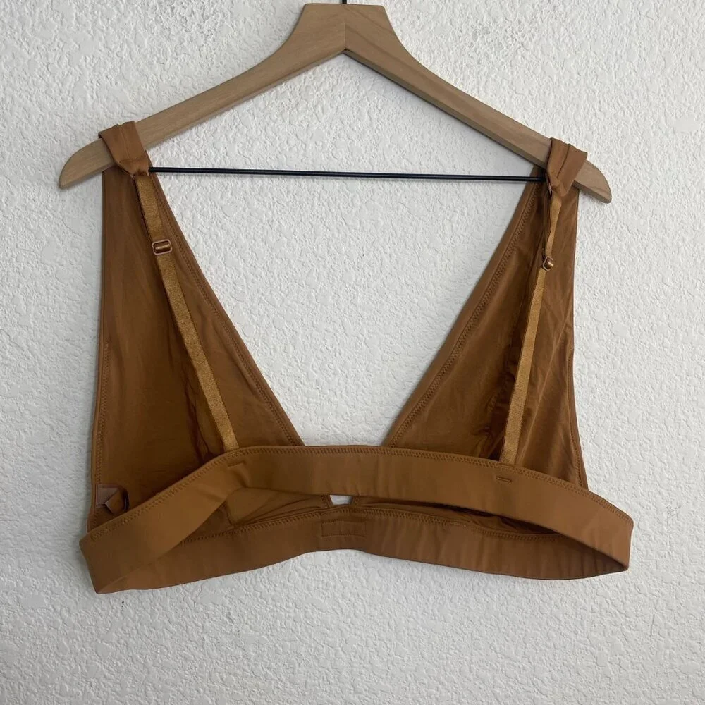 SKIMS Swim Plunge Bikini Top | Almond | Size 4X | New Without Tag